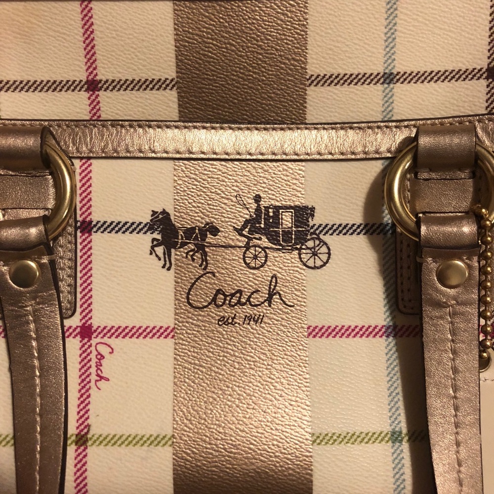 Handbag - Picture 6 of 7